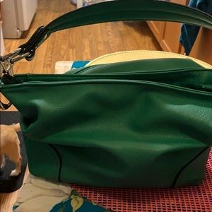 Purse, slightly used good condition make an offer.